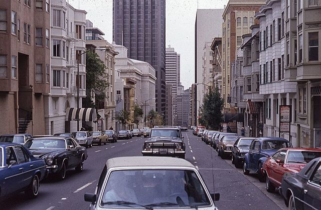 Baba and Amir arrive in San Francisco