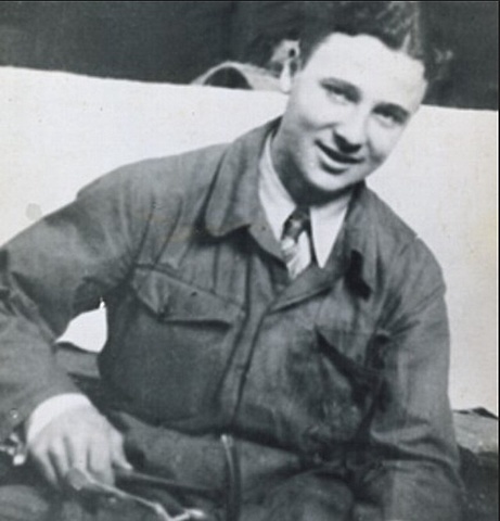 Los Van Pels se esconden en la Casa de Atrás