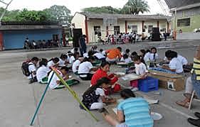 LA EDUCACION Y LOS DESPLAZADOS