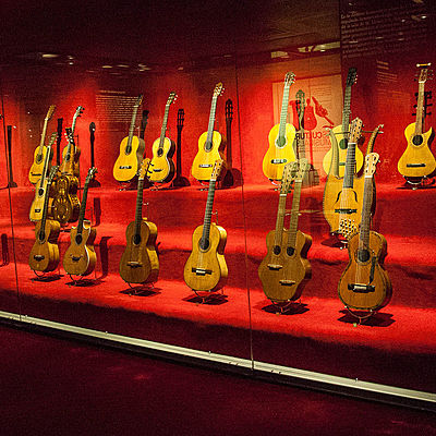 Timeline: Historia de la Guitarra