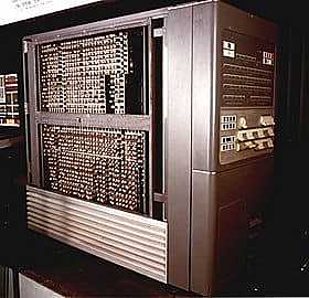 EL ORDENADOR IBM 704