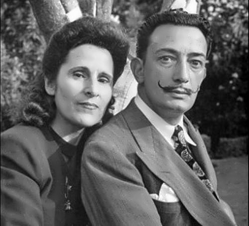 Dali y Gala se casaron con rito civil