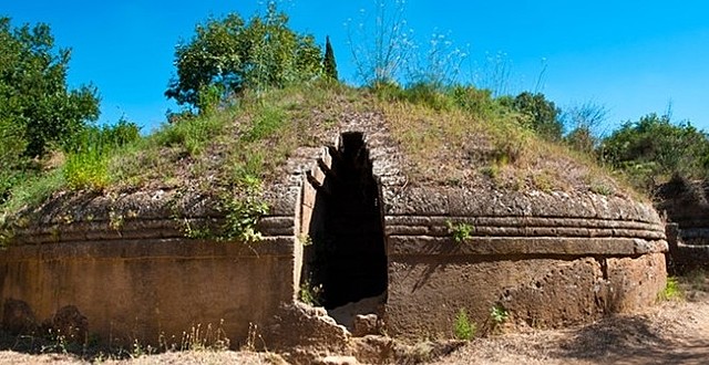 Tombes etrusques