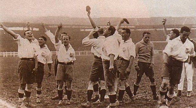 Año de fundacion "The football association "