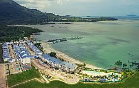 Desarrollo turístico de Playa Dorada