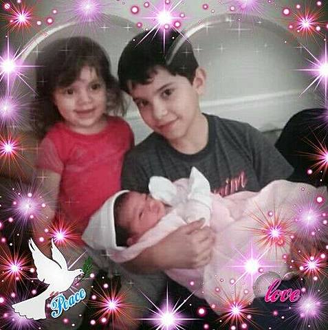 Nace su segunda hermana