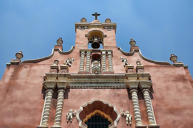 La primera escuela elemental del continente (Texcoco)