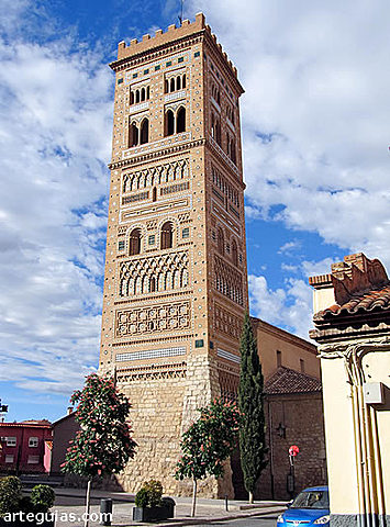 CONSTRUCCIÓN DE LA TORRE MUDÉJAR DE SAN MARTÍN