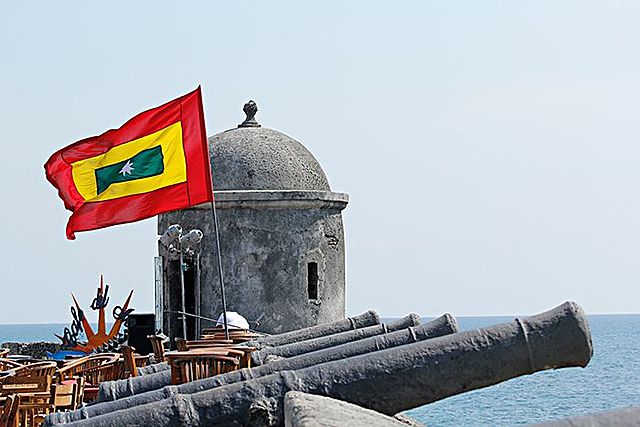 Expulsión definitiva de los españoles