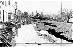 Une série de tremblements de terre dans le sud du Liban fait 145 morts.