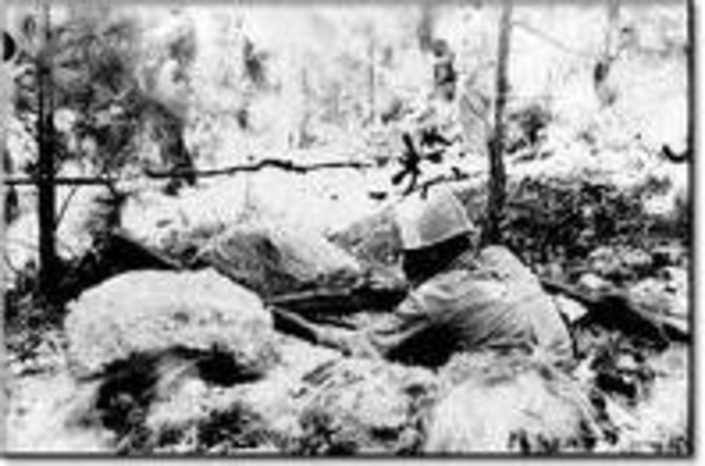 Finaliza la Guerra de los Supremos con la derrota de los rebeldes