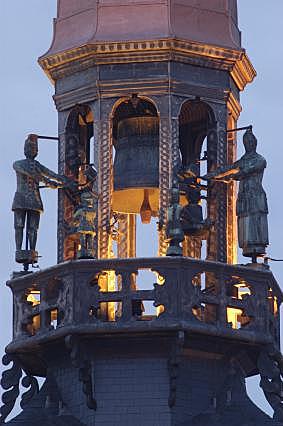 Les Jacquemarts qui sonnent les cloches