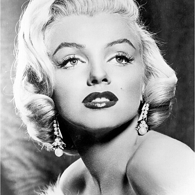 Timeline: Marilyn Monroe