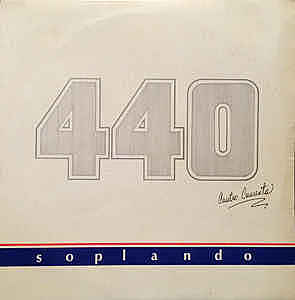 Juan Luis Guerra saca su primer disco "Soplando"