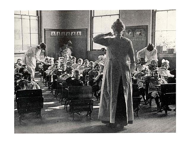 Dr. Fones opens the first dental hygiene school