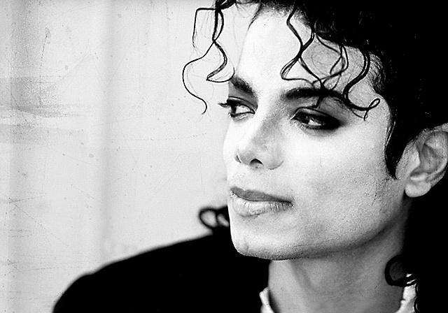 The "King of Pop" dies