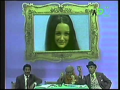 The super geniuses of the square table