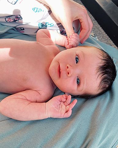 The daughter of Tyler and Jenna is born.