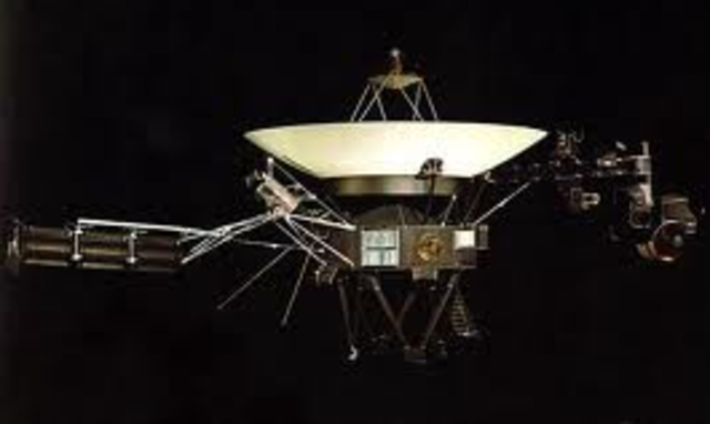 Belinda, Bianca, Cordelia, Cressida, Desdemona, Juliet, Ophelia, Portia, and Rosalind discovered by the Voyager 2