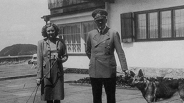 Suicidio de Hitler y Eva Braun