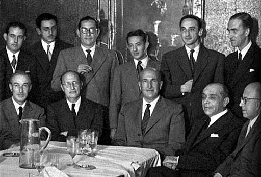 Principales escritores en la posteriores a la  guerra