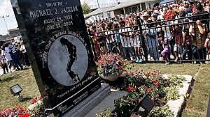 MICHAEL JACKSON DEATH