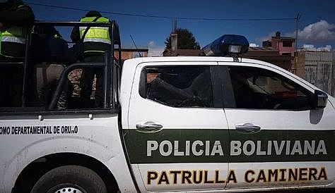 Vecinos en Oruro apedrean a policías que controlaban la cuarentena
