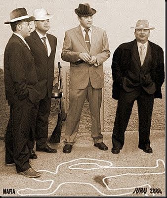 Por la colusion entre la mafia y el poder central, surgen destacados peronajes: