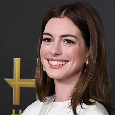 Timeline: ANNE HATHAWAY