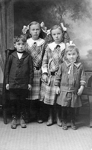 Aparecen varios tipos de niños