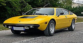Lamborghini urraco: V8 ohc/dohc med 180/217/247 HP.
