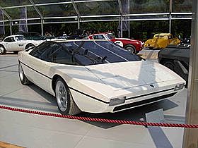 Lamborghini bravo: 3L V8 med 300hp