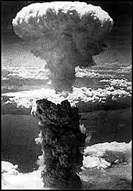 USA slipper en atombombe på Hiroshima