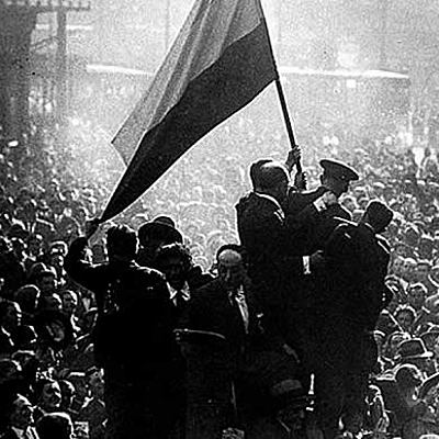 Timeline: 1931-1939.