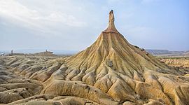 Timeline: La evolución y características del patrimonio histórico-cultural.