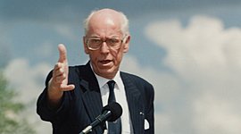 Timeline: Lennart Meri