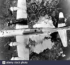 Campaña naval en el Pacífico contra Japón y bombardeos masivos