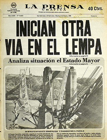 Puente Cuscatlán es derribado por guerrileros usando carga explosiva