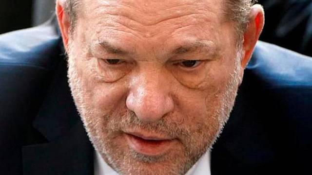 Harvey Weinstein da positivo por coronavirus
