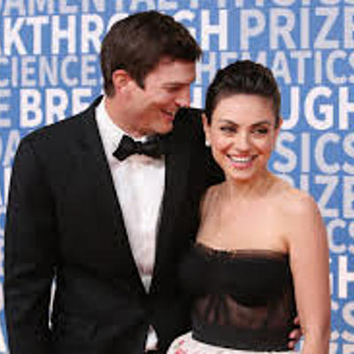 Timeline: Ashton y Mila <3