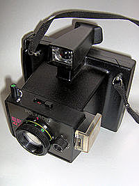 Primera cámara instantánea