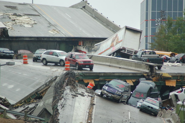 I-35W Mississippi River Bridge Collapse