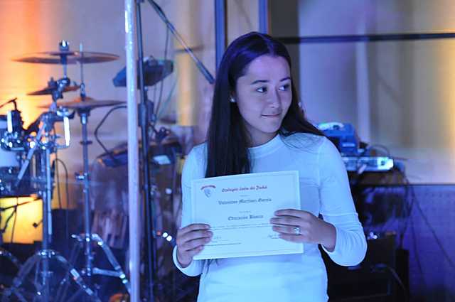 Graduación de básica media