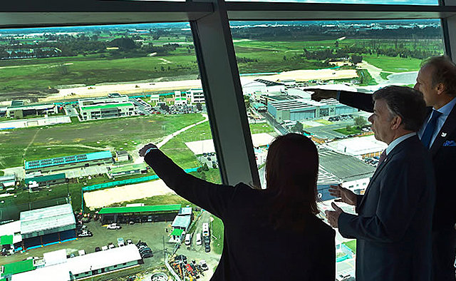 Inauguración de la nueva torre de control de El Dorado.