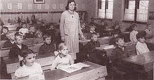 Prügyön folytatta tanulmányait