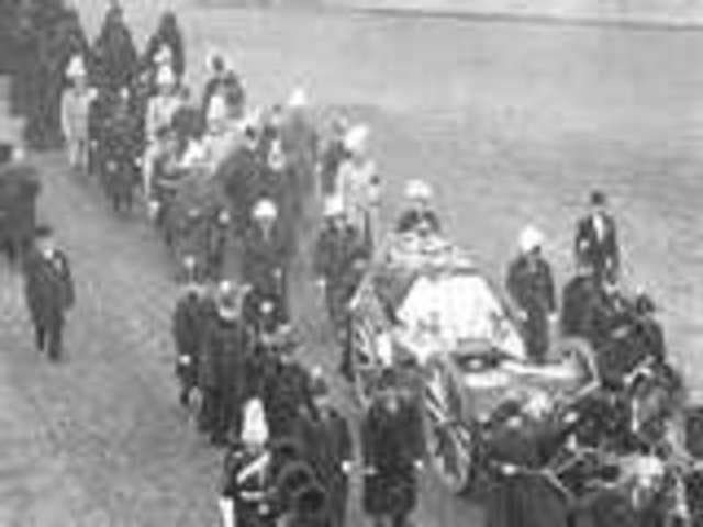 Queen Victorian died, and the Victorian Period came to an end.