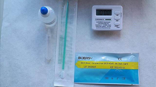 Los test de Sanidad no funcionan y China avisa que se compraron a una empresa sin licencia