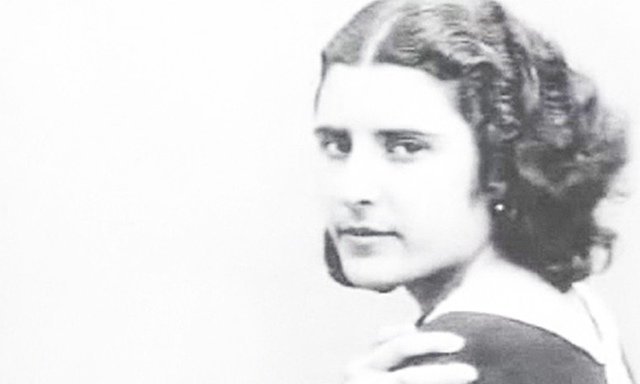 JOSEFINA MANRESA MARHUENDA
