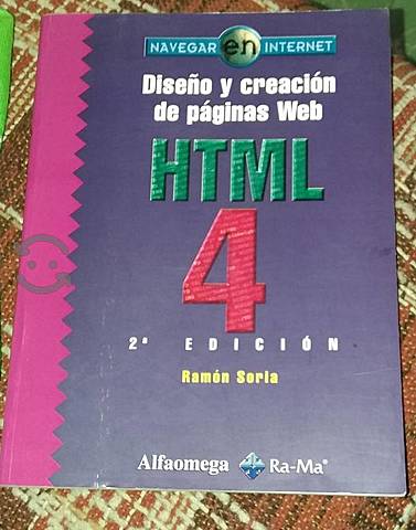 Se aprueba la HTML 4