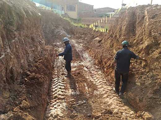 EXCAVACIÓN A MAQUINA